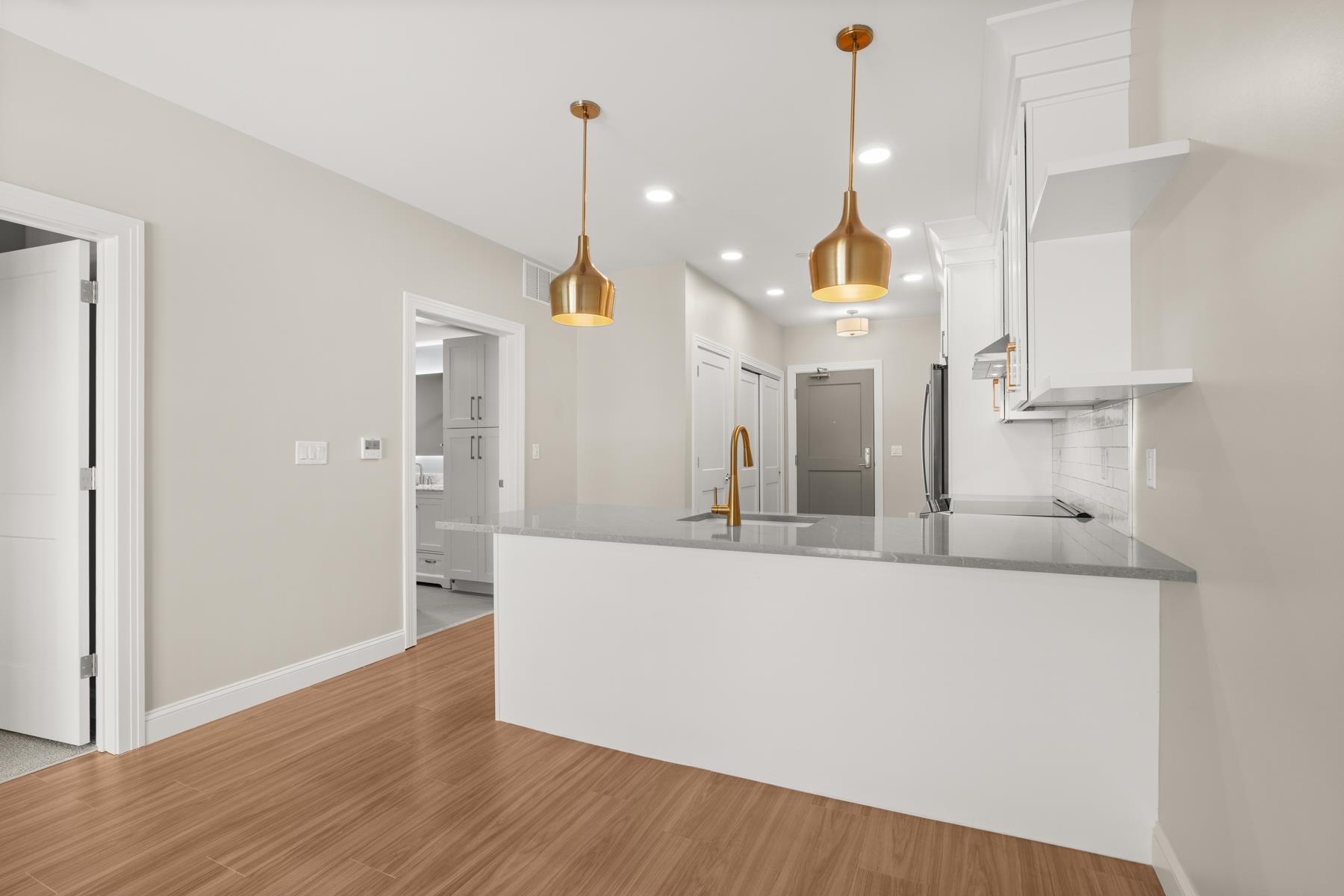 99 Foundry Place 207