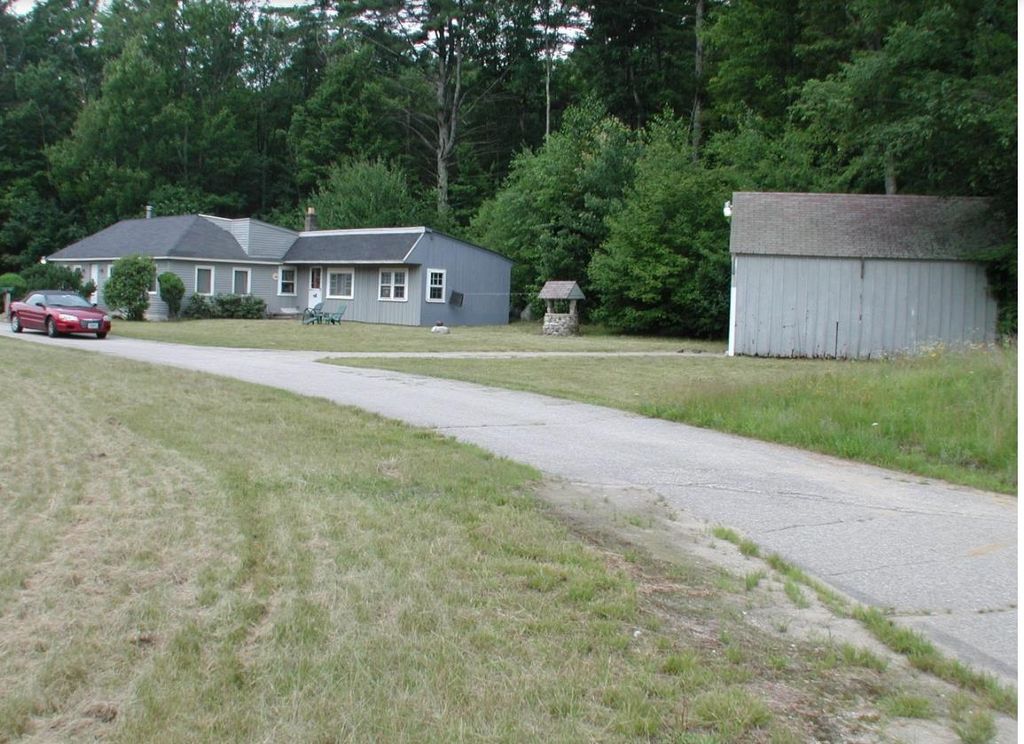 Photo of 438 Route 106 S, Loudon, NH 03307 (MLS # 5028102)