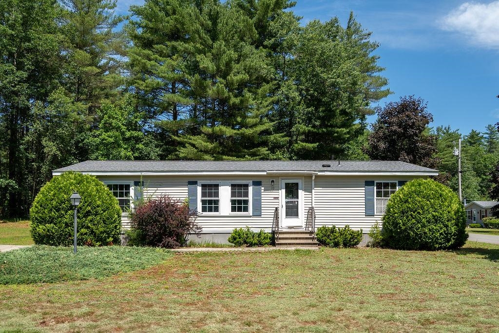 10 Stacey Drive