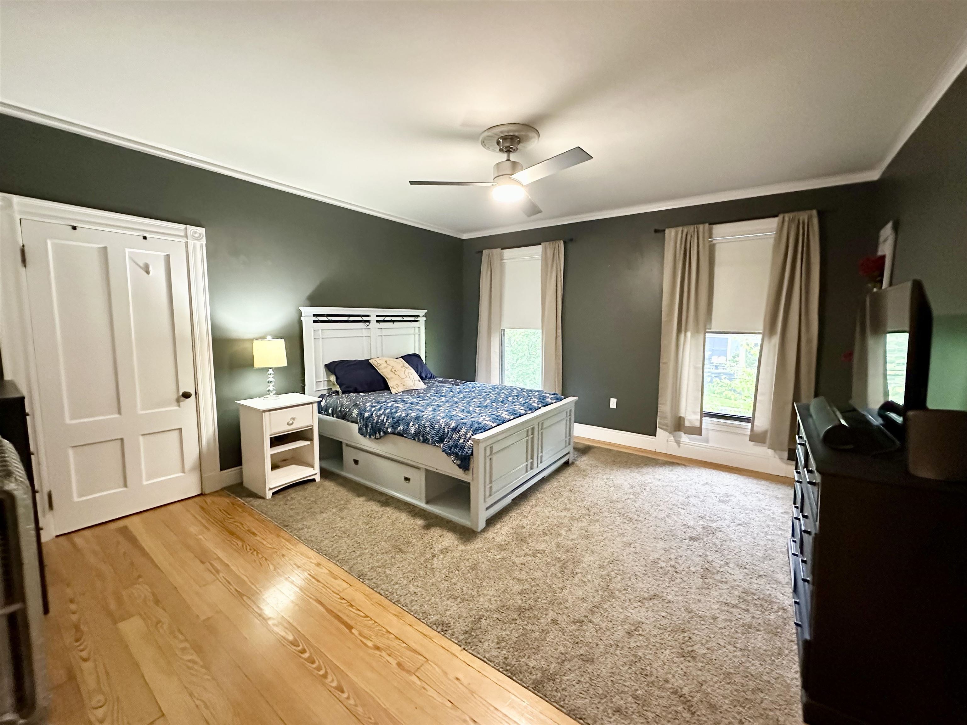 Manchester, New Hampshire 03104, United States, 6 Bedrooms Bedrooms, ,6 BathroomsBathrooms,Residential,Active,149570