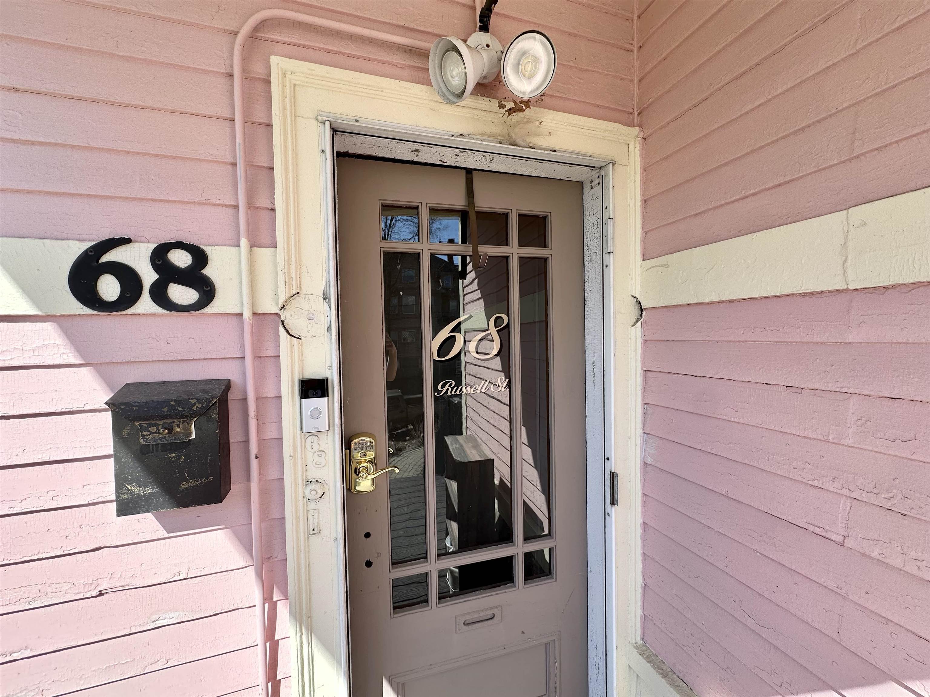 Manchester, New Hampshire 03104, United States, 6 Bedrooms Bedrooms, ,6 BathroomsBathrooms,Residential,Active,149570