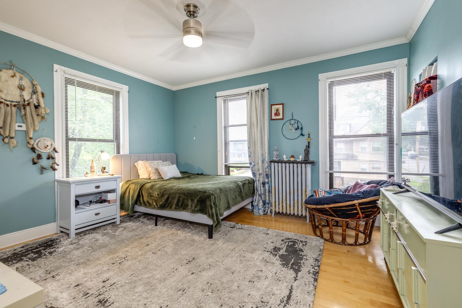 Manchester, New Hampshire 03104, United States, 6 Bedrooms Bedrooms, ,6 BathroomsBathrooms,Residential,Active,149570