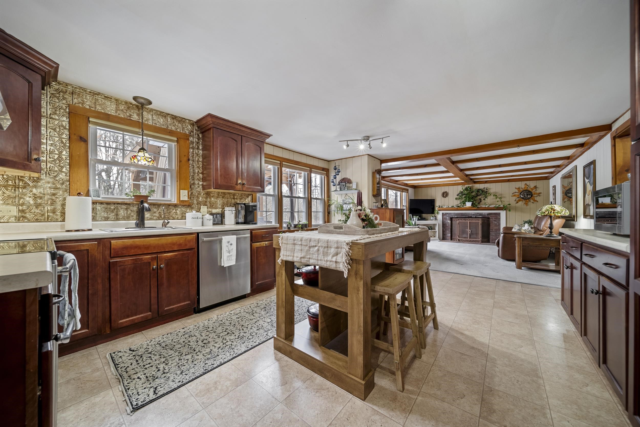 212 West Main Street