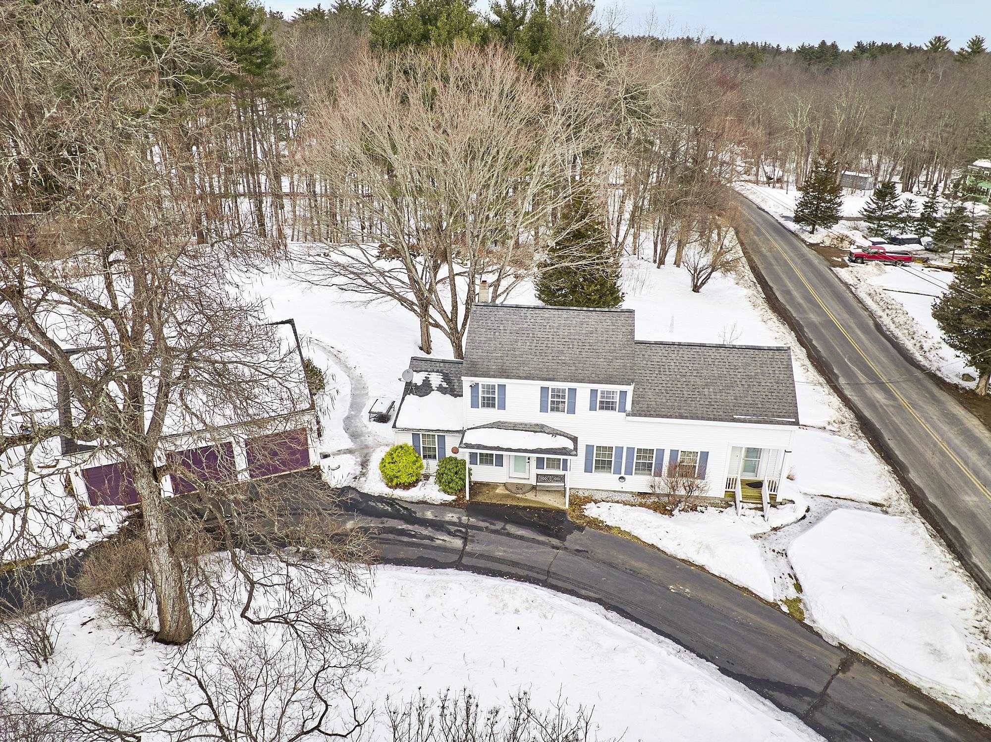 Kingston, New Hampshire 03848, United States, 3 Bedrooms Bedrooms, ,2 BathroomsBathrooms,Residential,Pending,78008