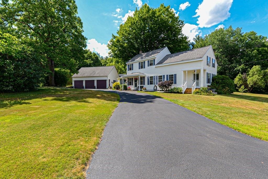 Kingston, New Hampshire 03848, United States, 3 Bedrooms Bedrooms, ,2 BathroomsBathrooms,Residential,Pending,78008