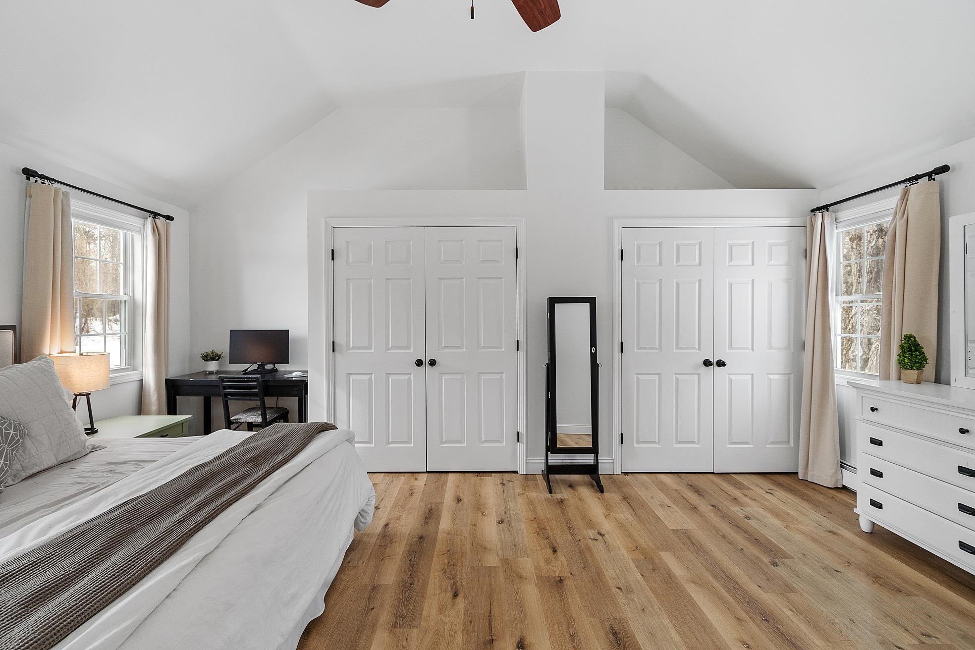 Kingston, New Hampshire 03848, United States, 3 Bedrooms Bedrooms, ,2 BathroomsBathrooms,Residential,Pending,78008