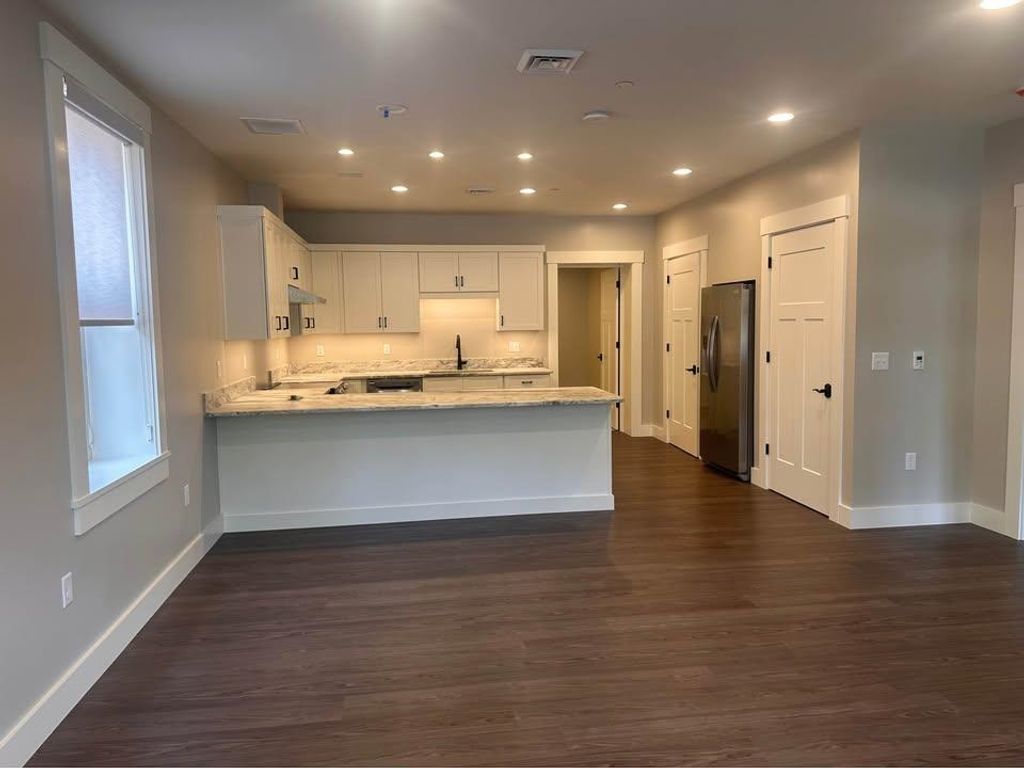 Photo of 30 High Street #3, Pembroke, NH 03275 (MLS # 5064368)