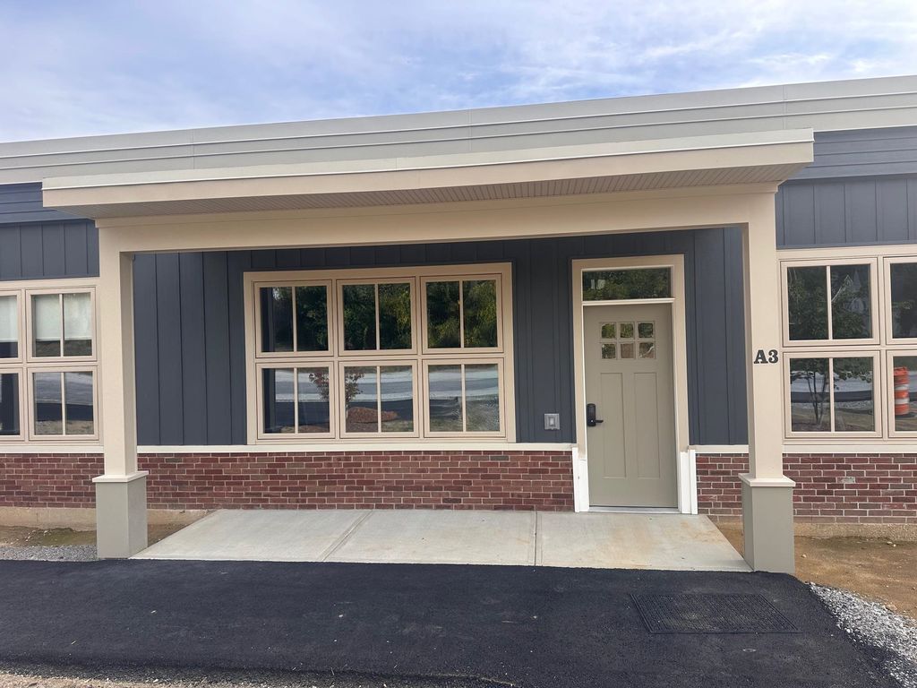 Photo of 30 High Street #3, Pembroke, NH 03275 (MLS # 5064368)