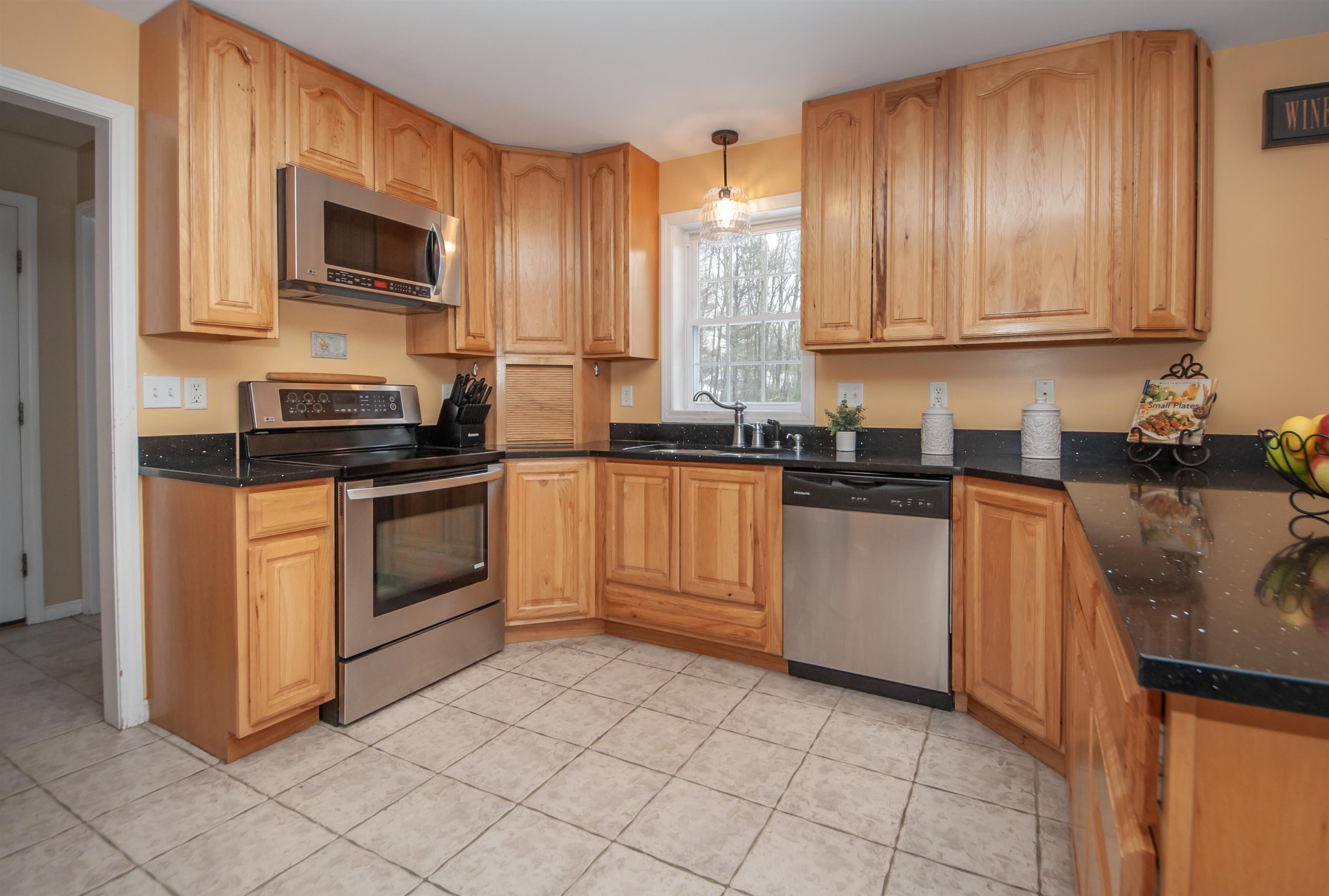 7 Shaker Lane