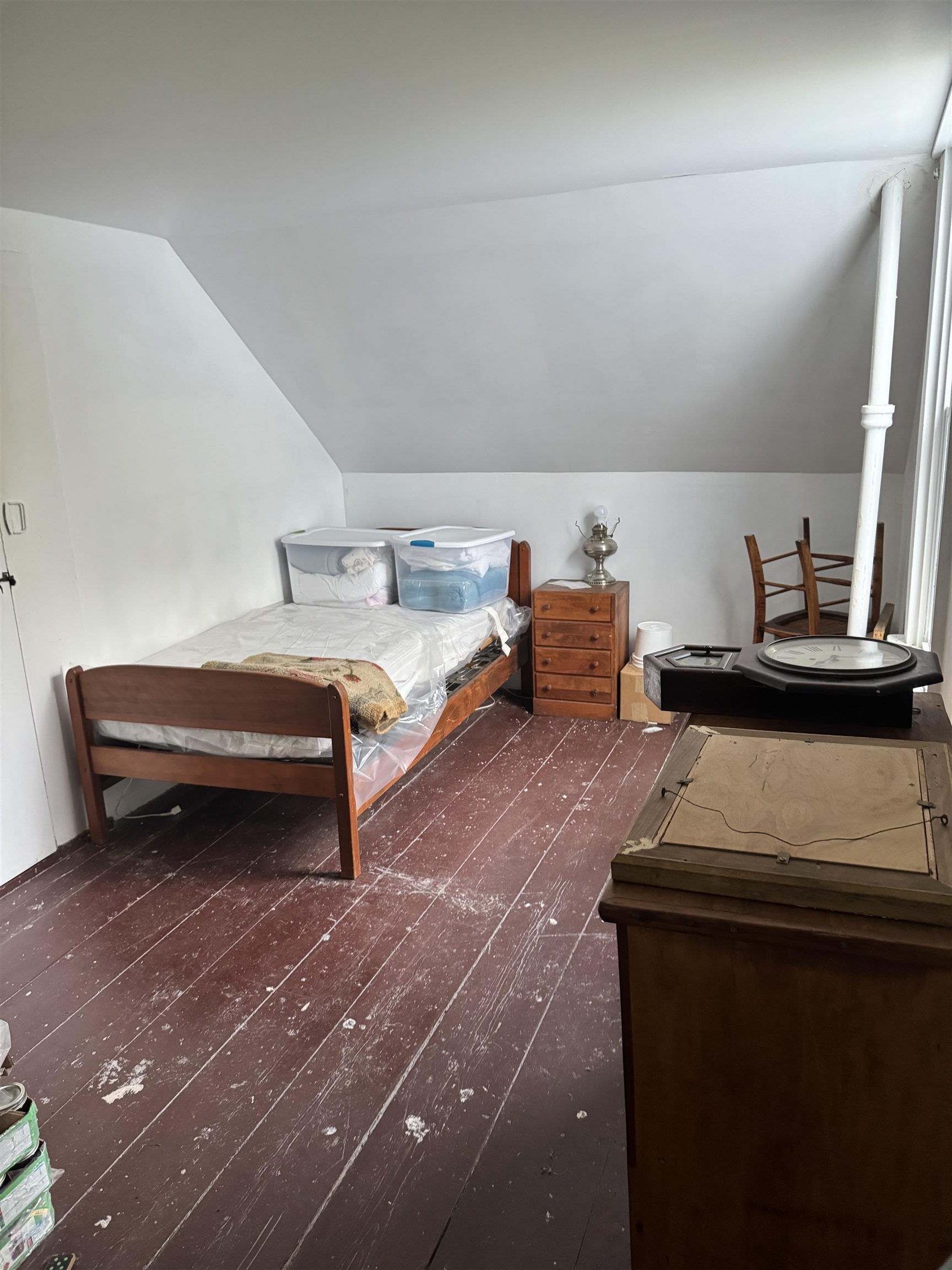 Roxbury, Vermont 05669, United States, 3 Bedrooms Bedrooms, ,2 BathroomsBathrooms,Residential,Pending,44338