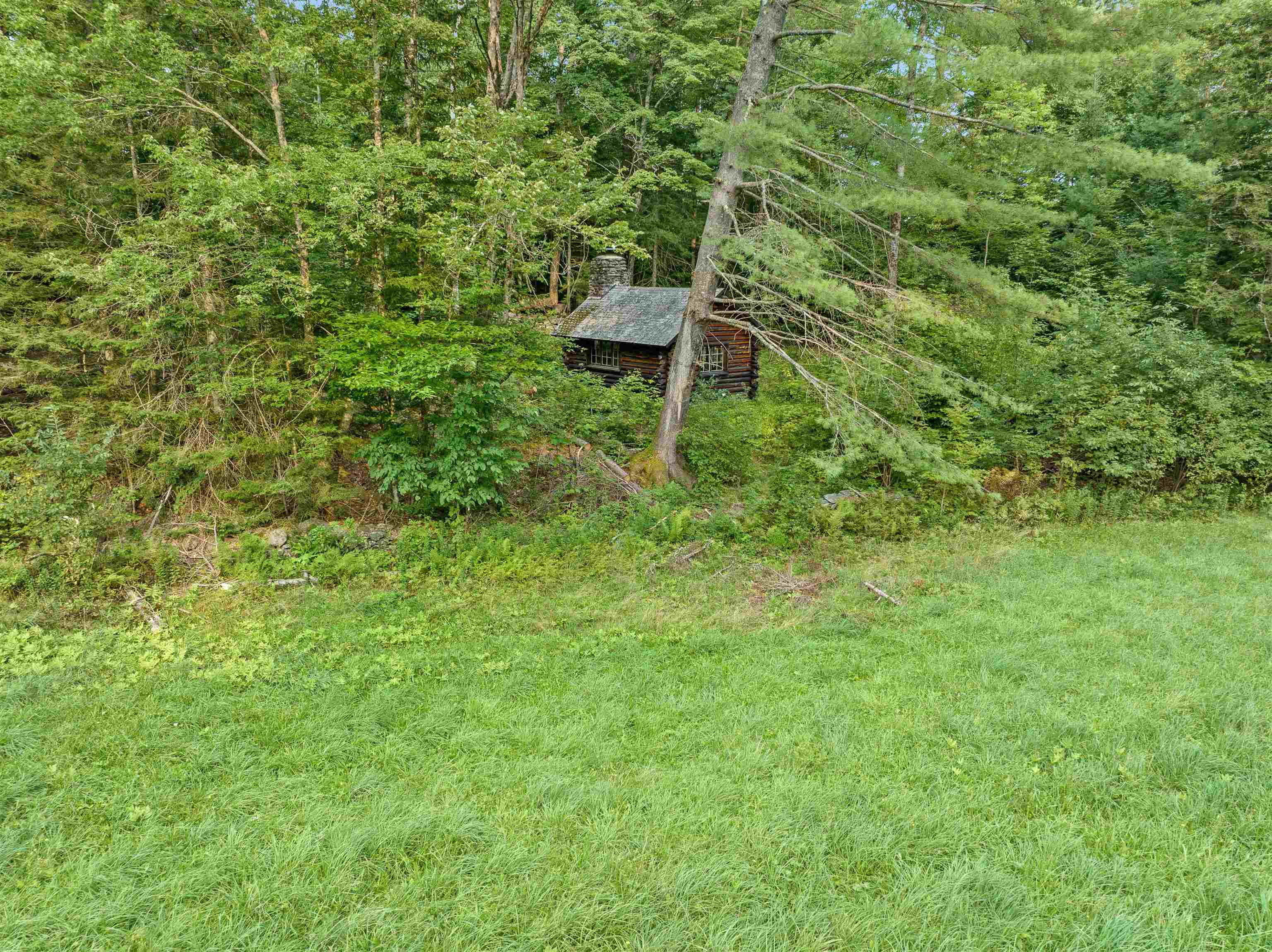 Roxbury, Vermont 05669, United States, 3 Bedrooms Bedrooms, ,2 BathroomsBathrooms,Residential,Pending,44338