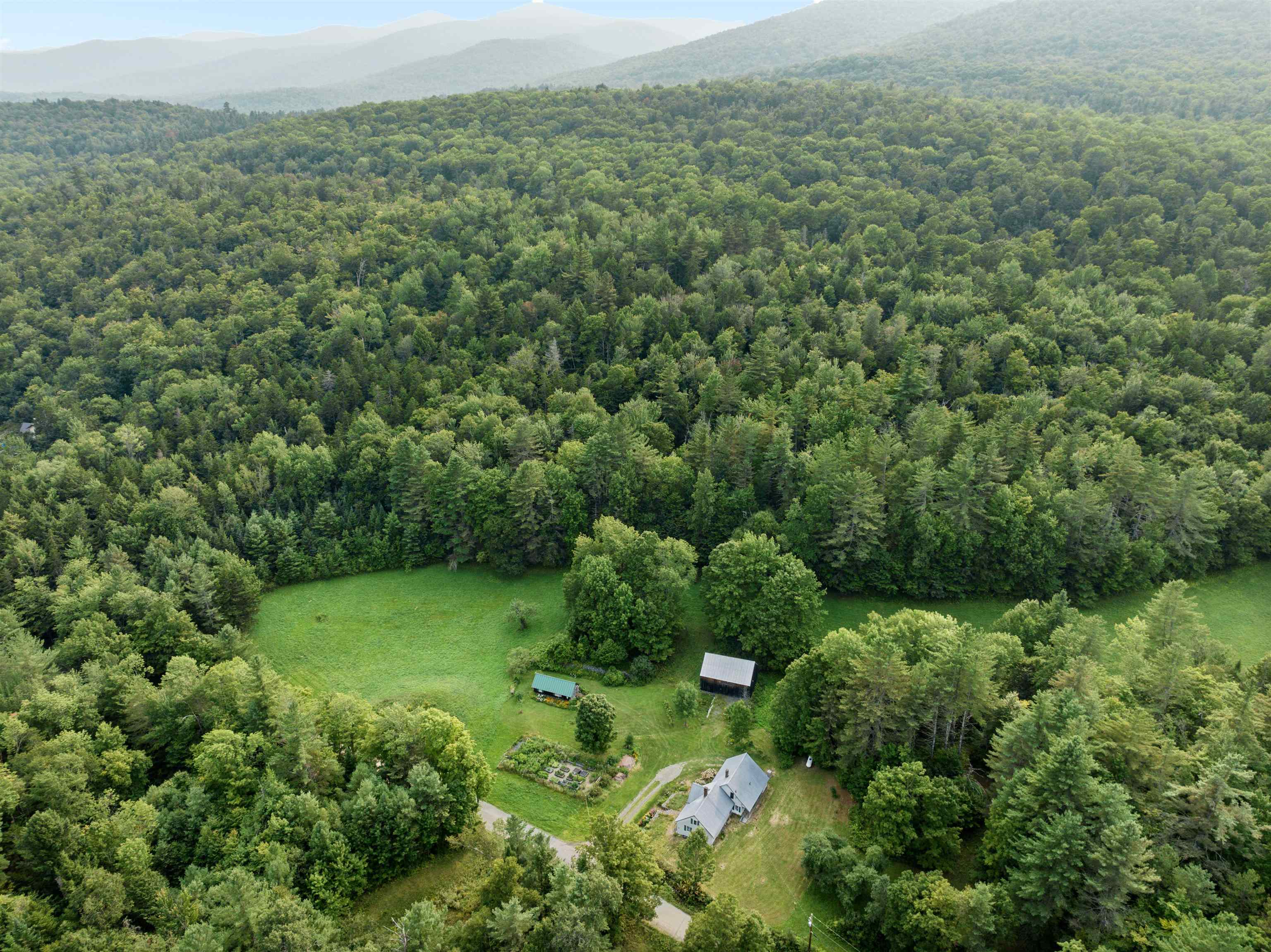 Roxbury, Vermont 05669, United States, 3 Bedrooms Bedrooms, ,2 BathroomsBathrooms,Residential,Pending,44338