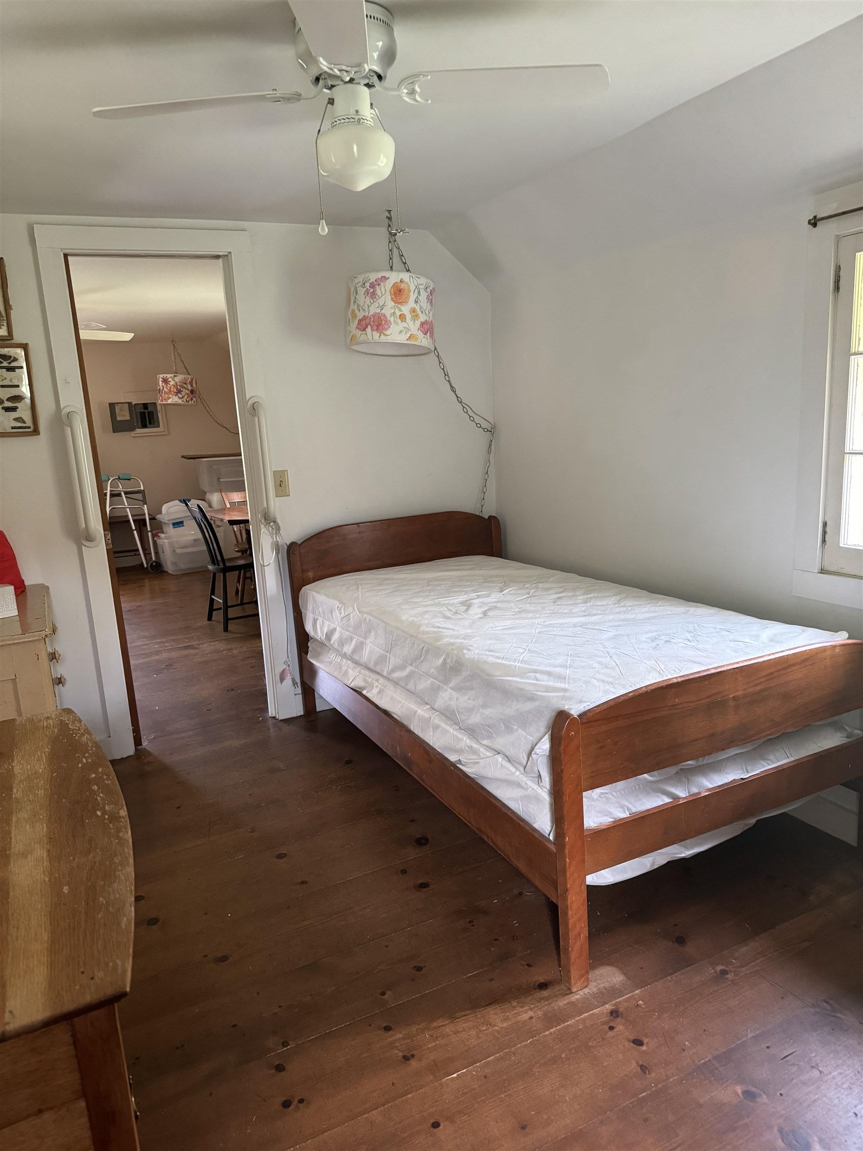 Roxbury, Vermont 05669, United States, 3 Bedrooms Bedrooms, ,2 BathroomsBathrooms,Residential,Pending,44338