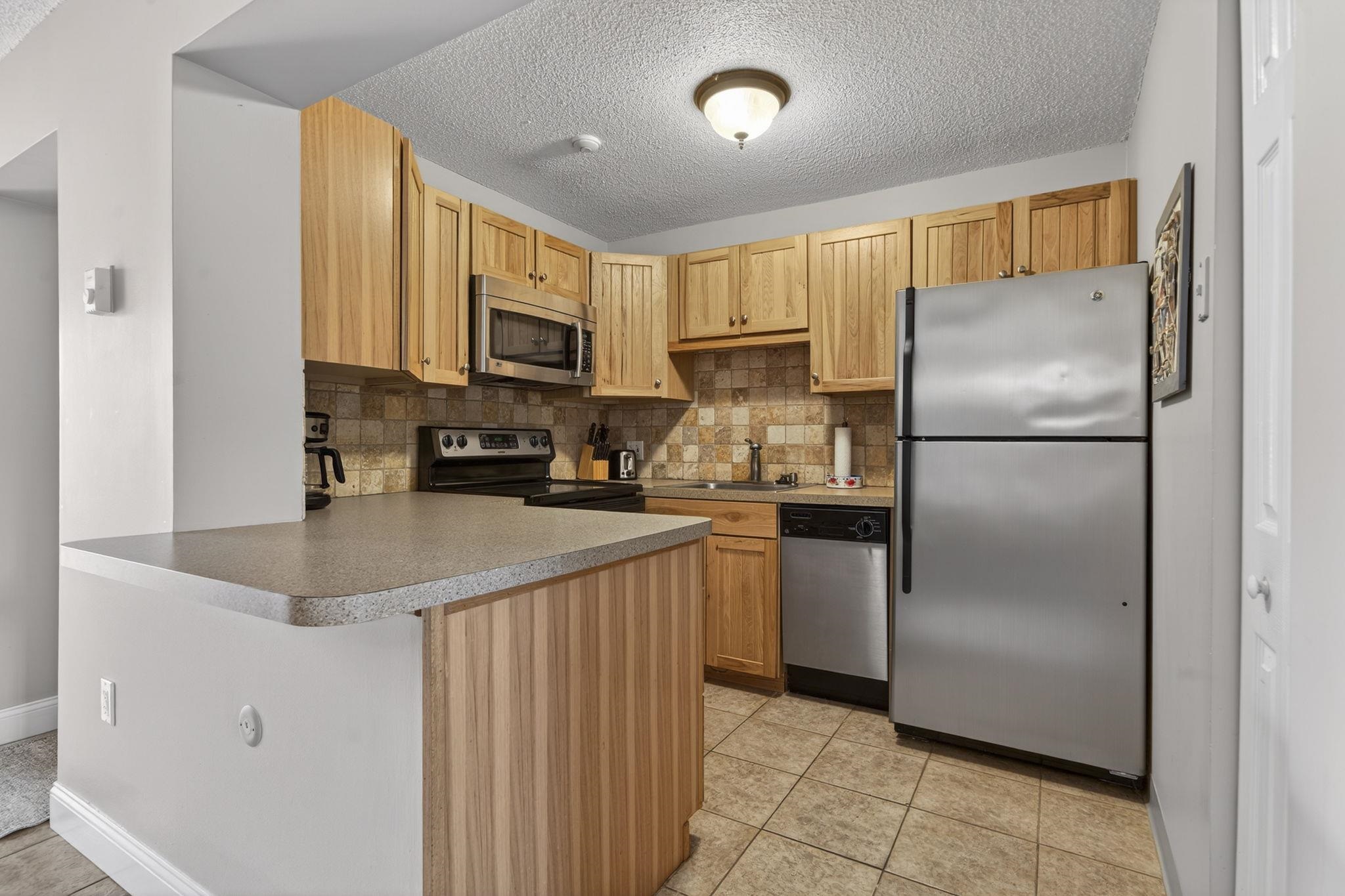 9 Treetop Circle 111