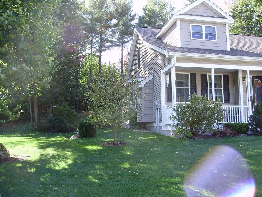 Photo of 29 Port Way, Laconia, NH 03246 (MLS # 5085674)