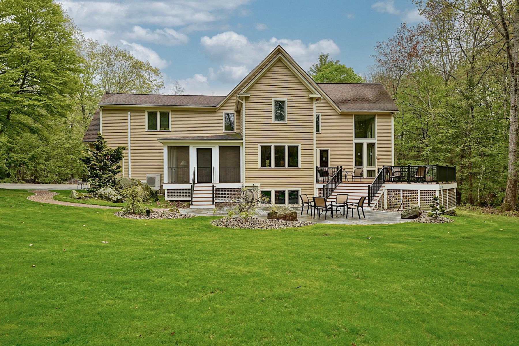 38 Bassett Lane