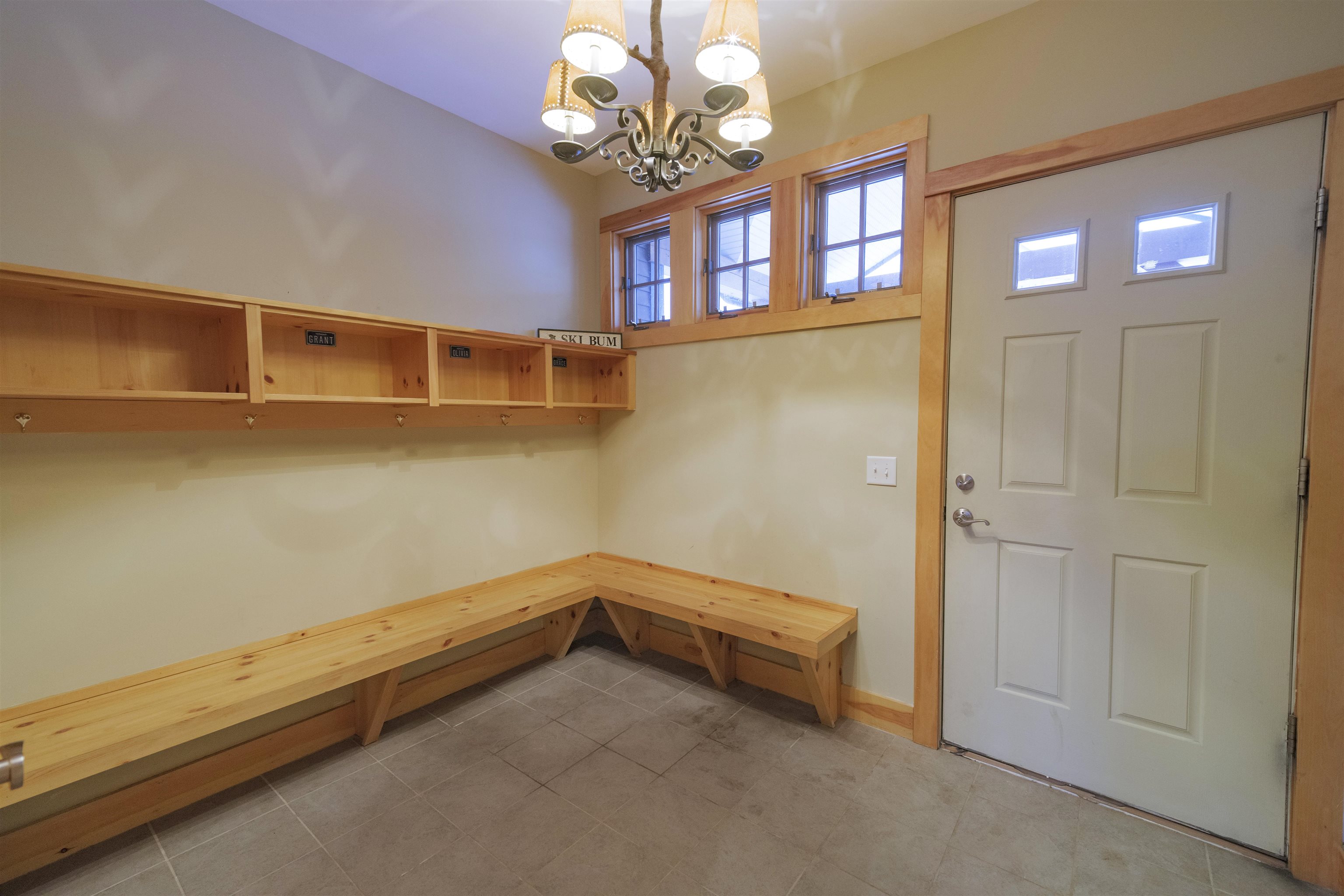 7B Overbrook Drive