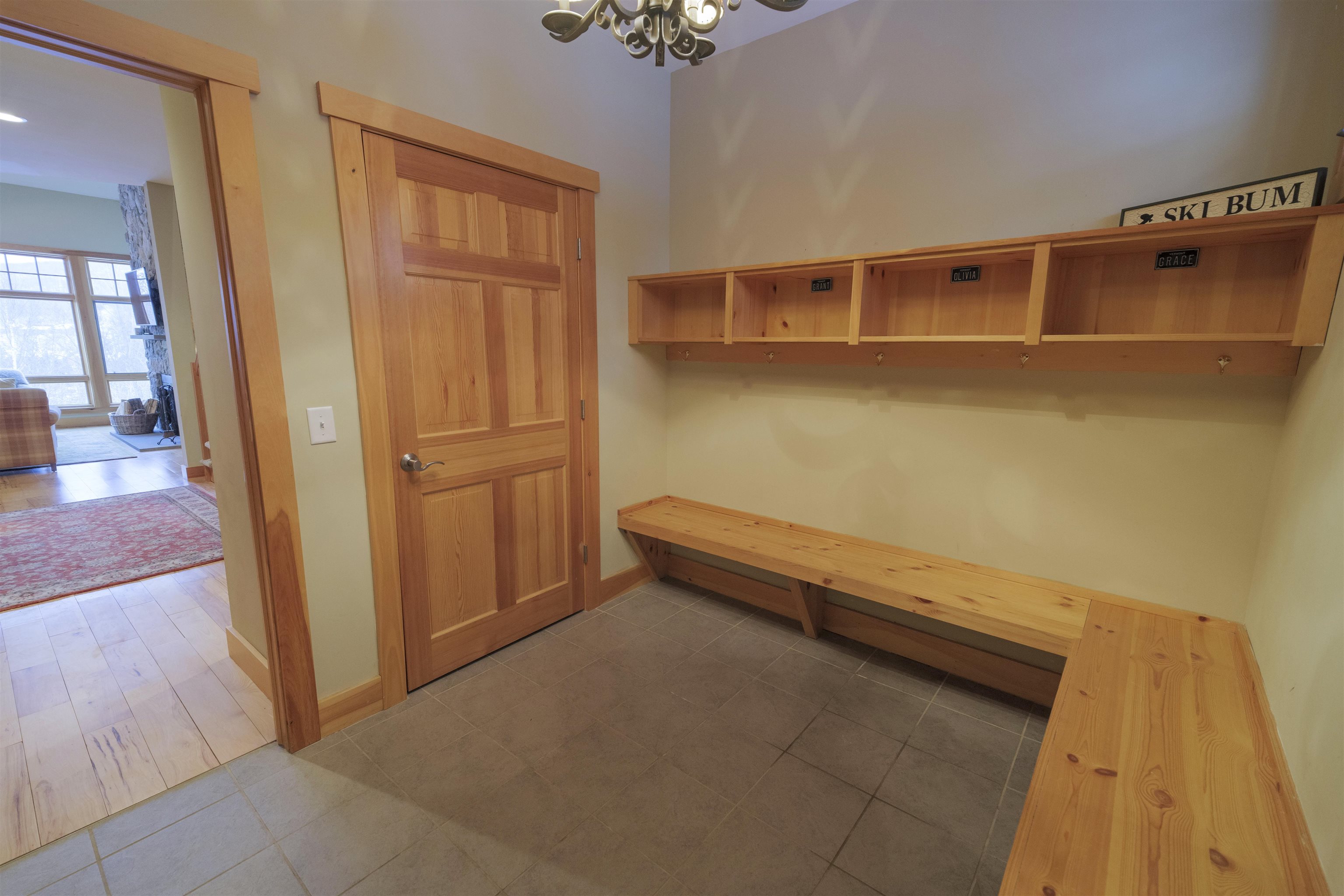 7B Overbrook Drive
