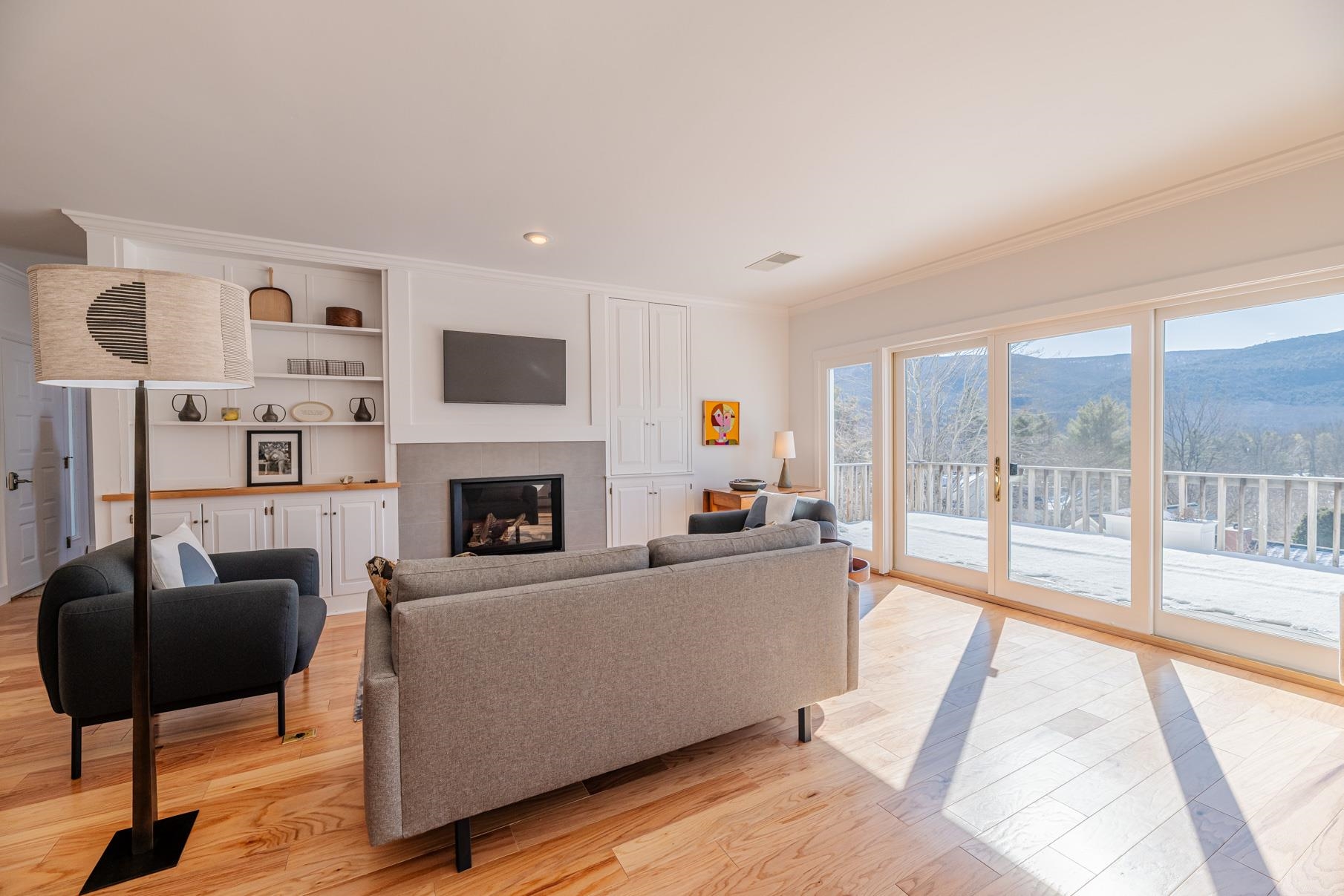 411 Equinox on the Battenkill Road H-2