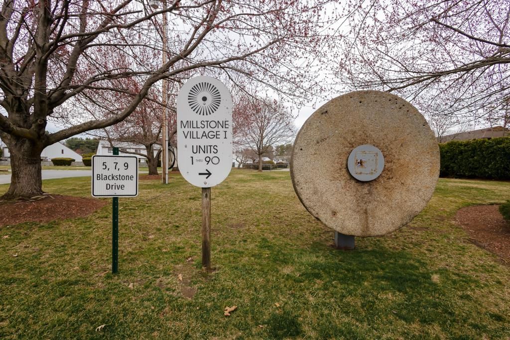 Photo of 9 Blackstone Drive #88, Nashua, NH 03063 (MLS # 5083642)