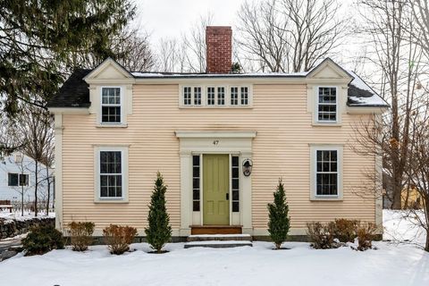 47 Newmarket Road Durham NH 03824