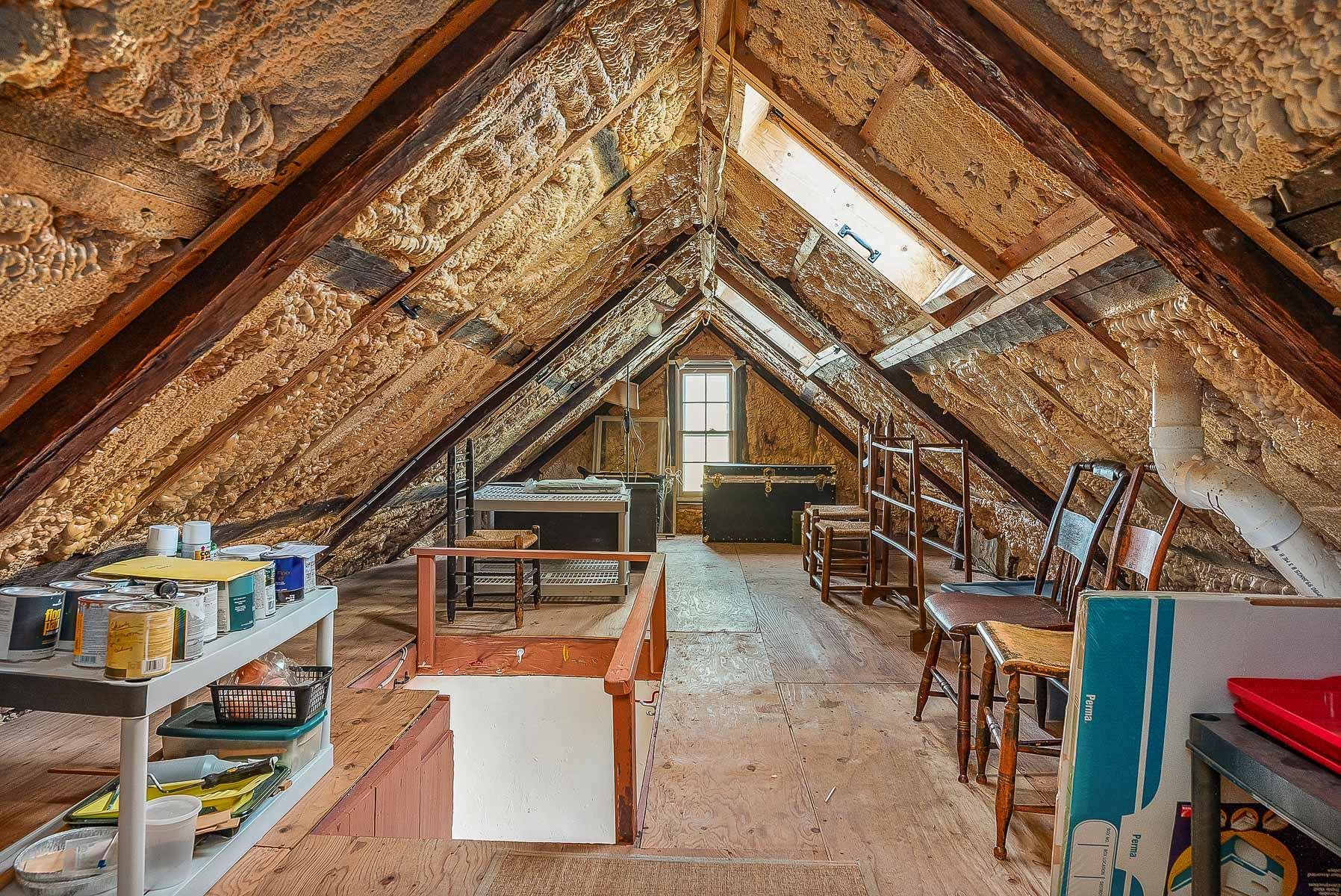 Portsmouth, New Hampshire 03801, United States, 2 Bedrooms Bedrooms, ,2 BathroomsBathrooms,Residential,Pending,103078