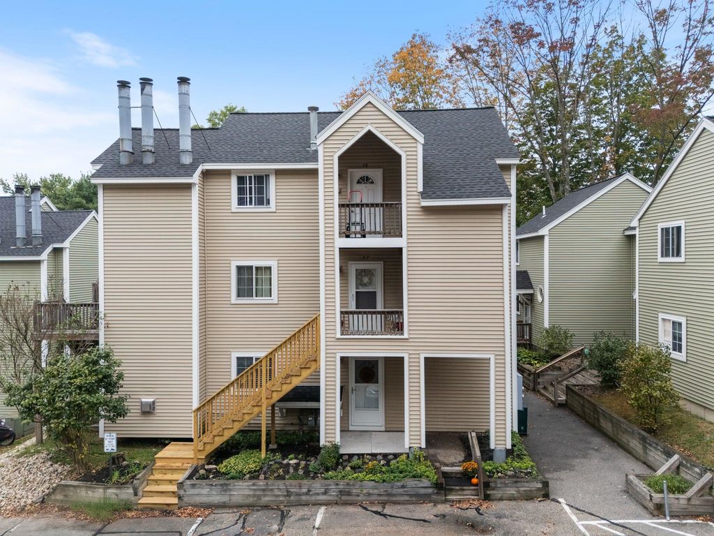 Photo of 98 Henry Law Avenue #28, Dover, NH 03820 (MLS # 5063699)