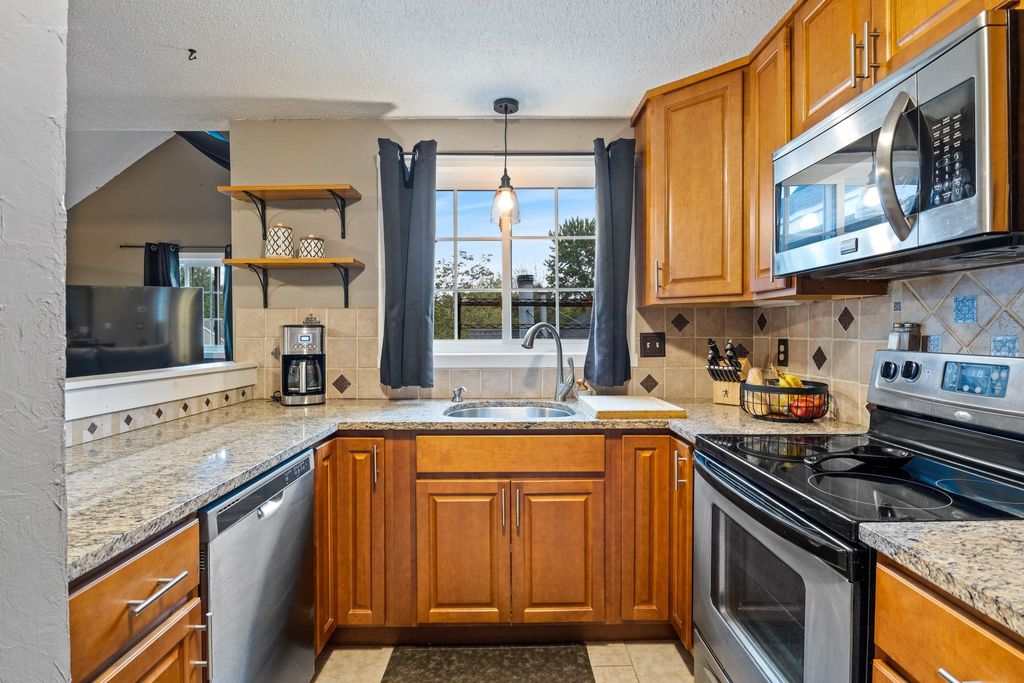 Photo of 98 Henry Law Avenue #28, Dover, NH 03820 (MLS # 5063699)