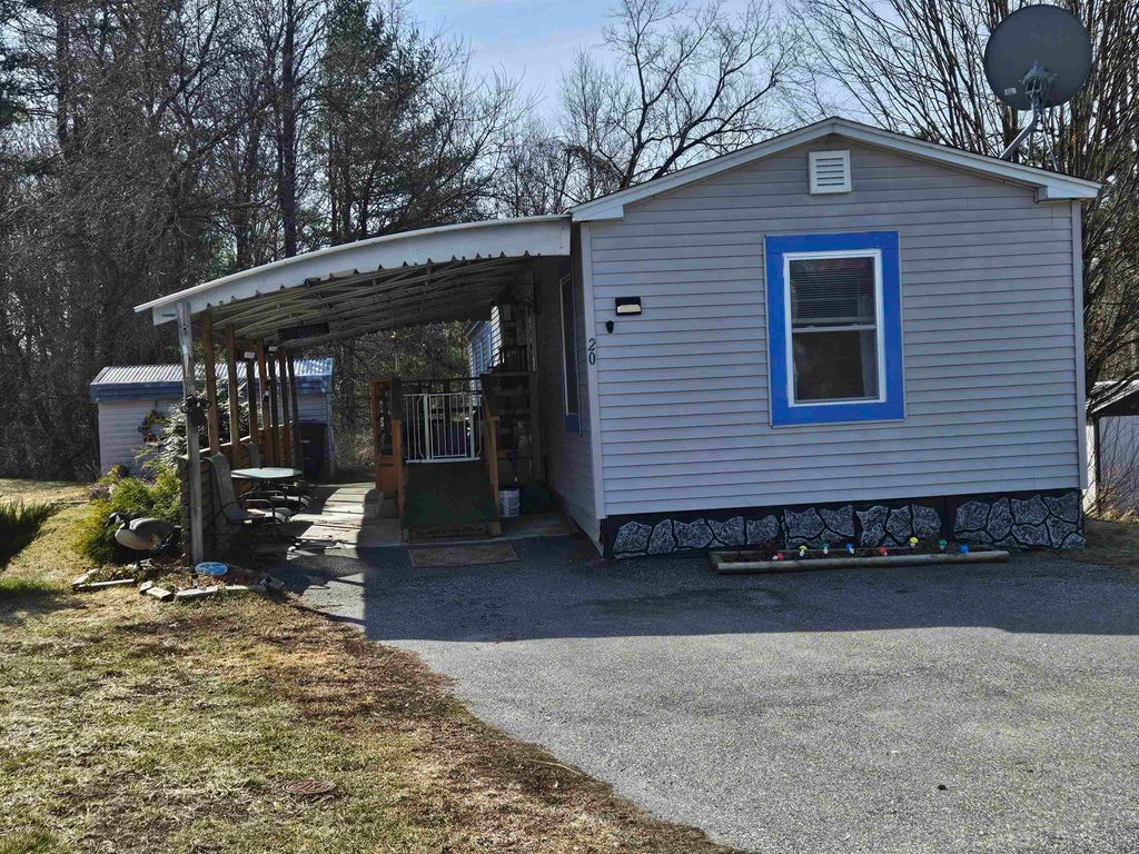 Photo of 20 Fiske Place, Claremont, NH 03743 (MLS # 5081318)