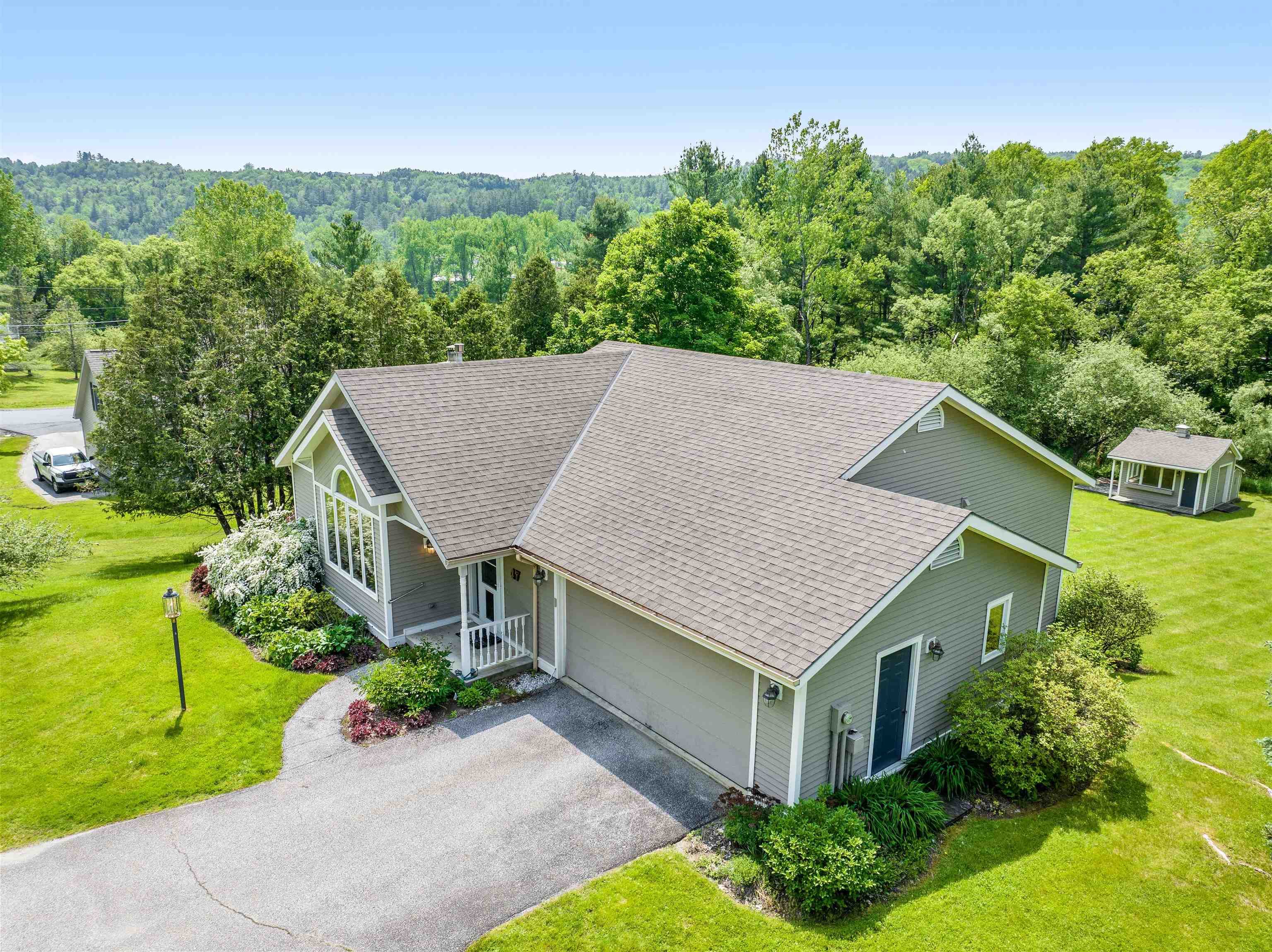 47 Point Ridge Road
