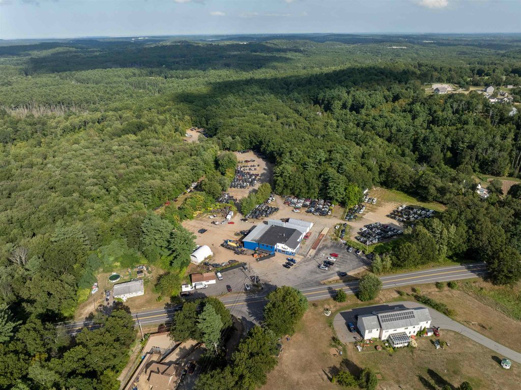 Photo of 89 Newton Road, Plaistow, NH 03865 (MLS # 5060093)
