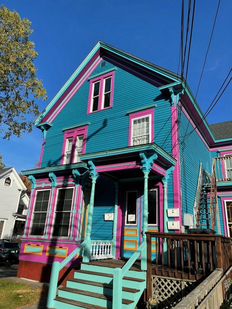 Laconia, New Hampshire 03246, United States, 4 Bedrooms Bedrooms, ,4 BathroomsBathrooms,Residential,Pending,45215