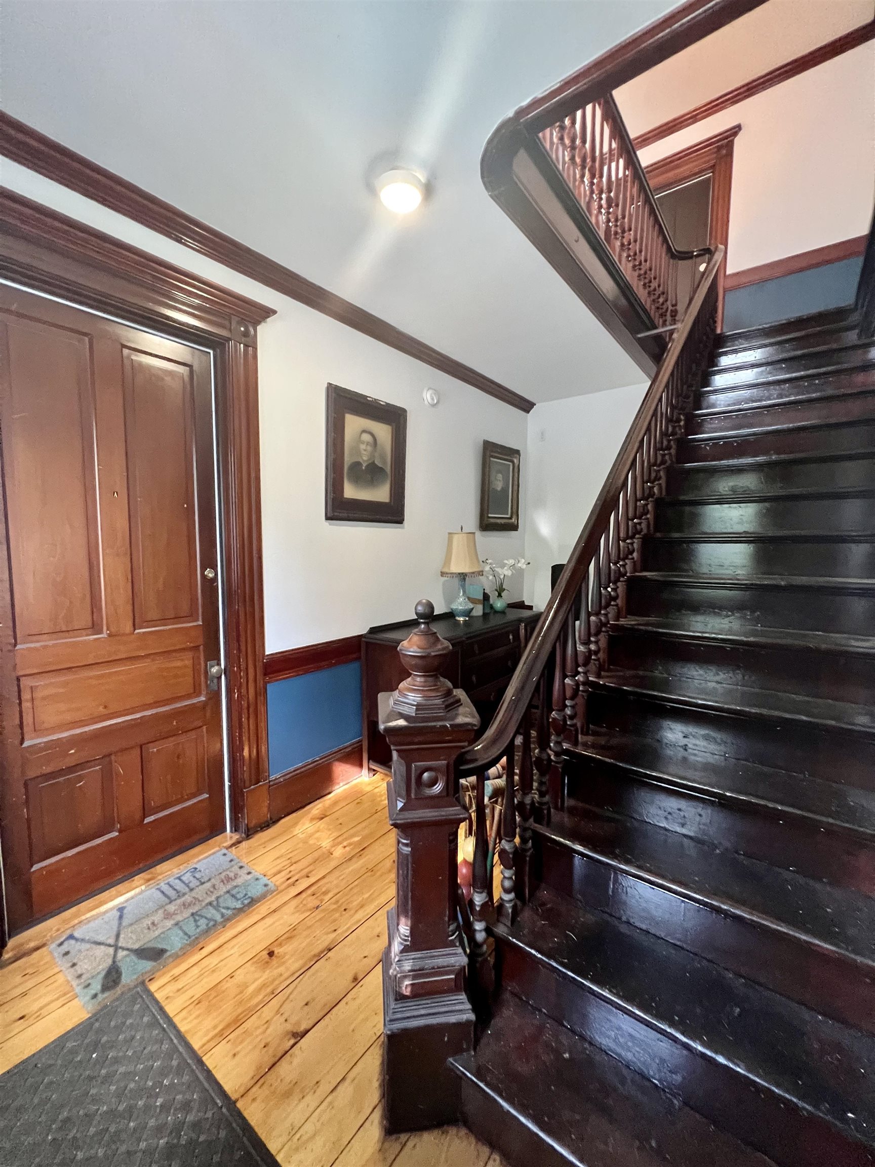 Laconia, New Hampshire 03246, United States, 4 Bedrooms Bedrooms, ,4 BathroomsBathrooms,Residential,Pending,45215