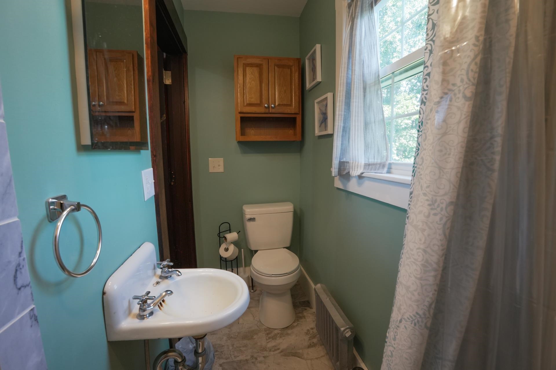 Laconia, New Hampshire 03246, United States, 4 Bedrooms Bedrooms, ,4 BathroomsBathrooms,Residential,Pending,45215