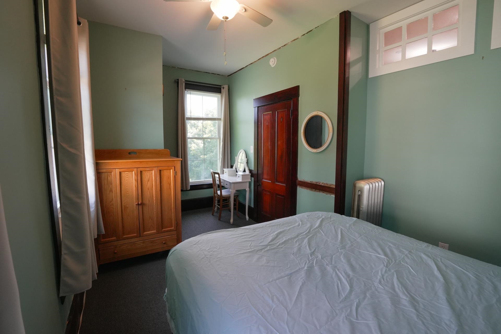 Laconia, New Hampshire 03246, United States, 4 Bedrooms Bedrooms, ,4 BathroomsBathrooms,Residential,Pending,45215