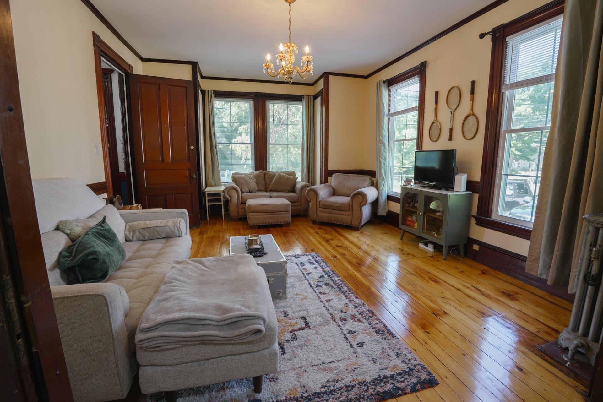 Laconia, New Hampshire 03246, United States, 4 Bedrooms Bedrooms, ,4 BathroomsBathrooms,Residential,Pending,45215