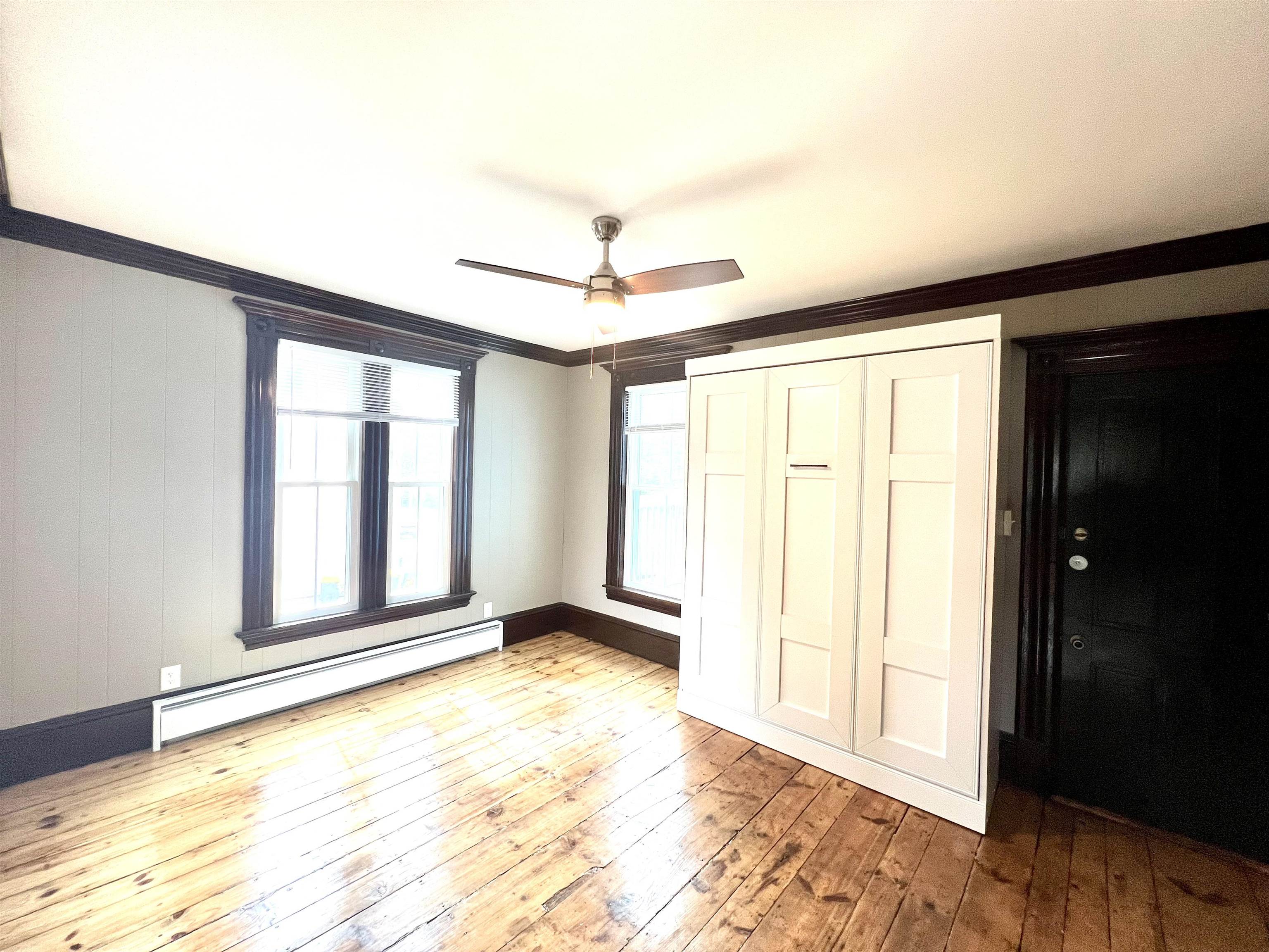 Laconia, New Hampshire 03246, United States, 4 Bedrooms Bedrooms, ,4 BathroomsBathrooms,Residential,Pending,45215