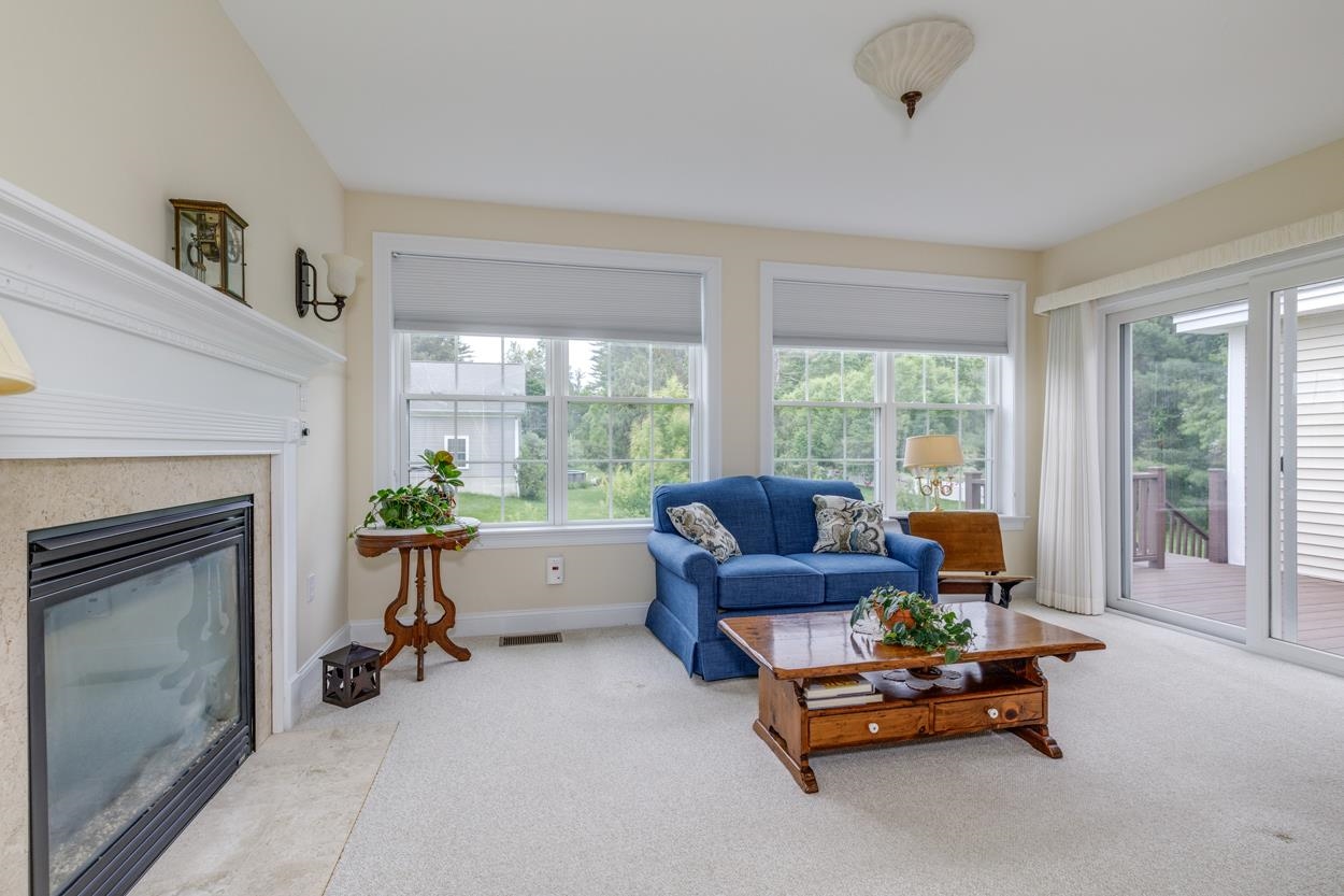 Concord, New Hampshire 03301, United States, 3 Bedrooms Bedrooms, ,2 BathroomsBathrooms,Residential,Pending,152962