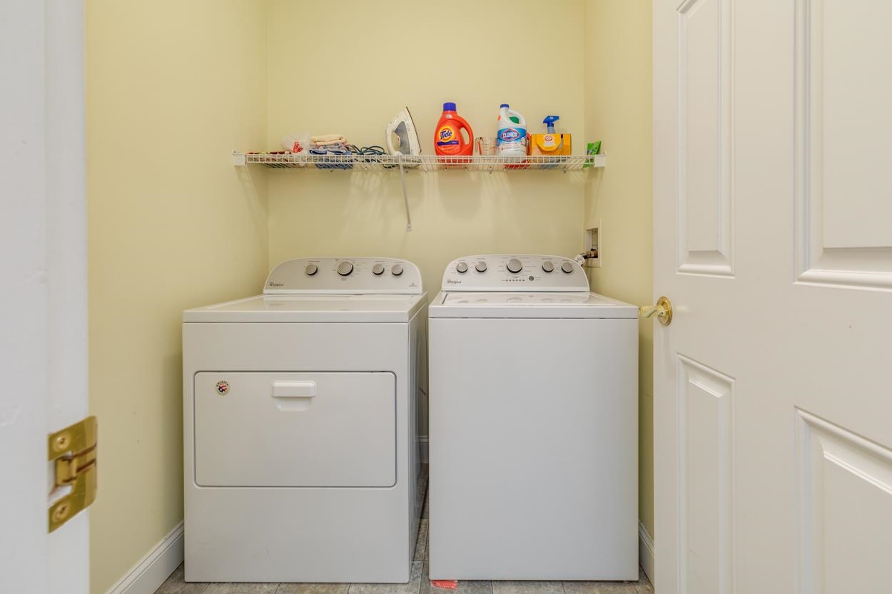 Concord, New Hampshire 03301, United States, 3 Bedrooms Bedrooms, ,2 BathroomsBathrooms,Residential,Pending,152962