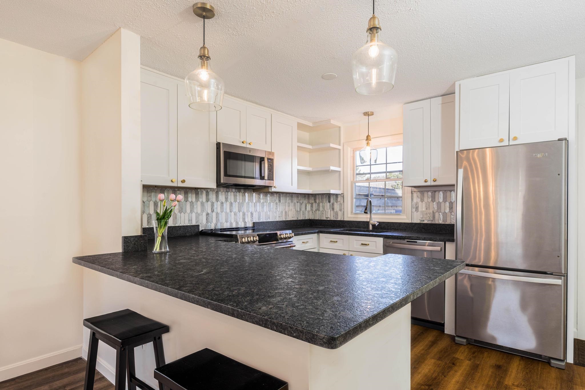 1275 Maplewood Avenue 38