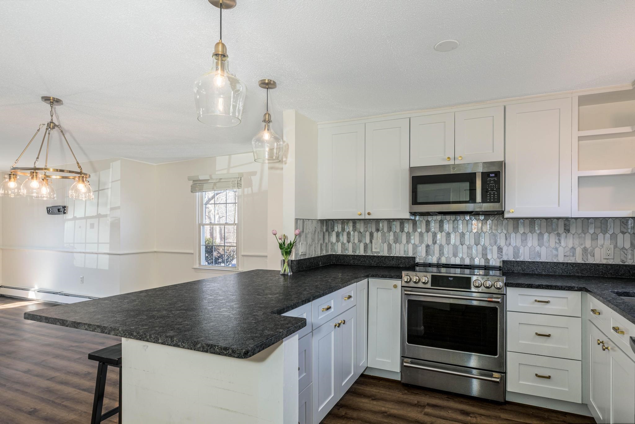 1275 Maplewood Avenue 38