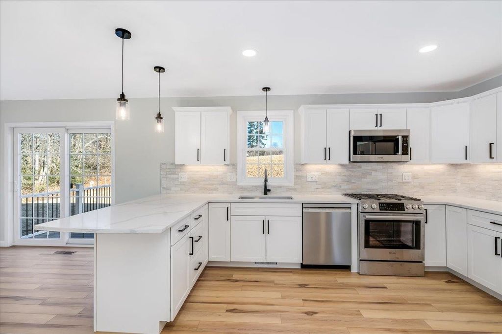 Photo of 93 Fairview Drive, Pittsfield, NH 03263 (MLS # 5053528)