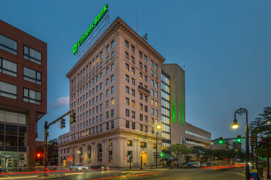 Photo of 875 Elm Street #206, Manchester, NH 03101 (MLS # 5074693)