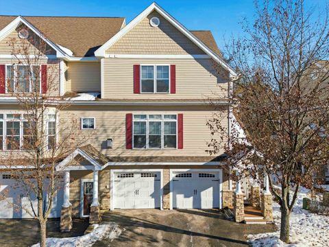 Photo of 2 Manor Drive #D, Hooksett, NH 03106 (MLS # 5072586)