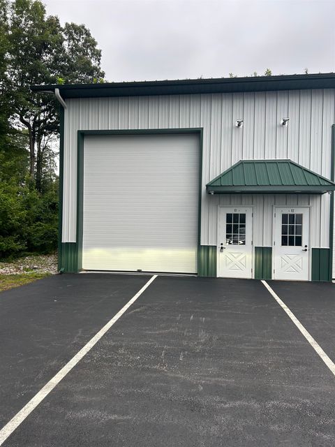 15 KING Street Auburn NH 03232