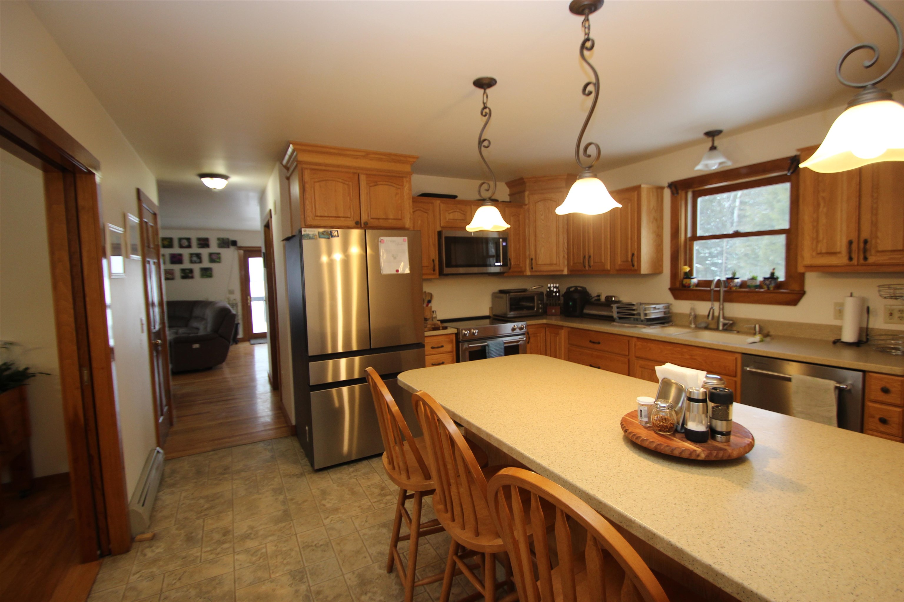 1585 Country Club Road