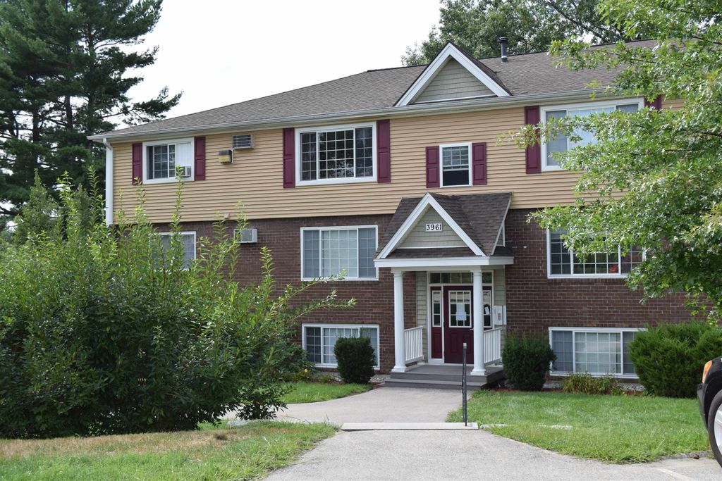 Photo of 3981 Old Brown Avenue #86, Manchester, NH 03103 (MLS # 5078795)