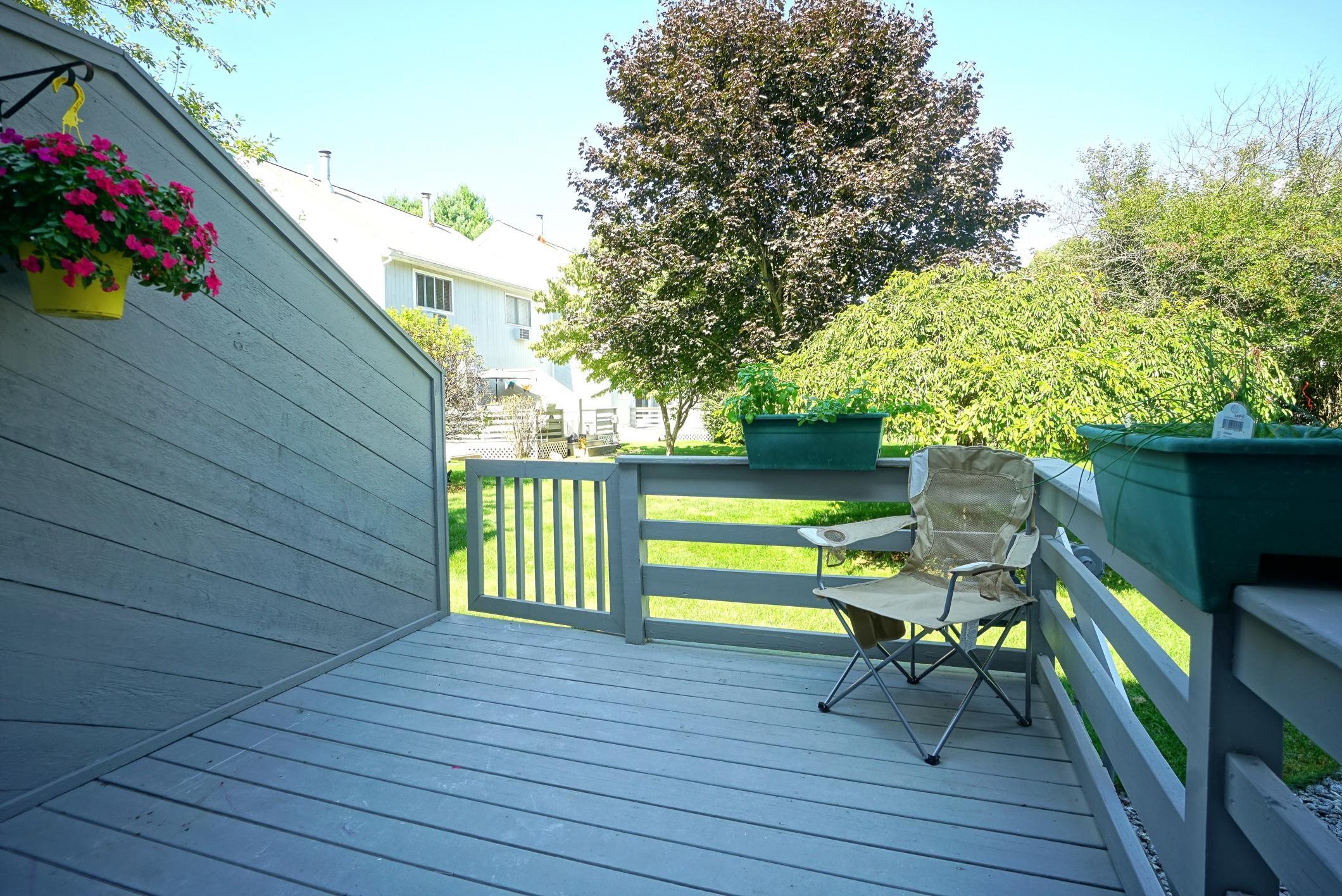 Manchester, New Hampshire 03102, United States, 2 Bedrooms Bedrooms, ,2 BathroomsBathrooms,Residential,Active,213956