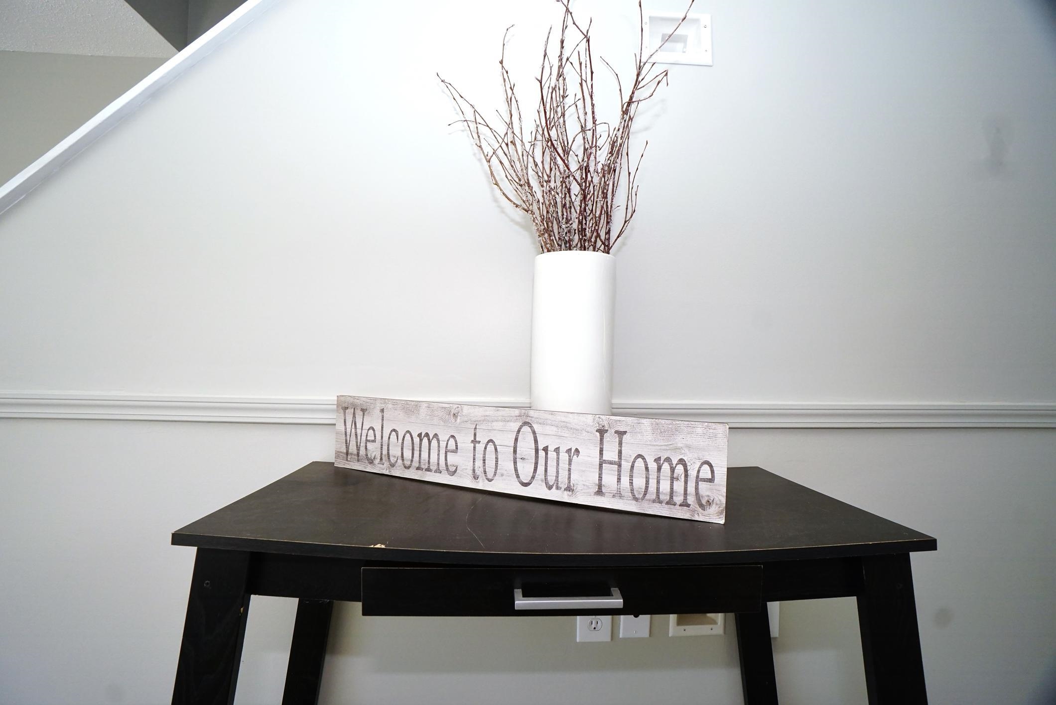 Manchester, New Hampshire 03102, United States, 2 Bedrooms Bedrooms, ,2 BathroomsBathrooms,Residential,Active,213956