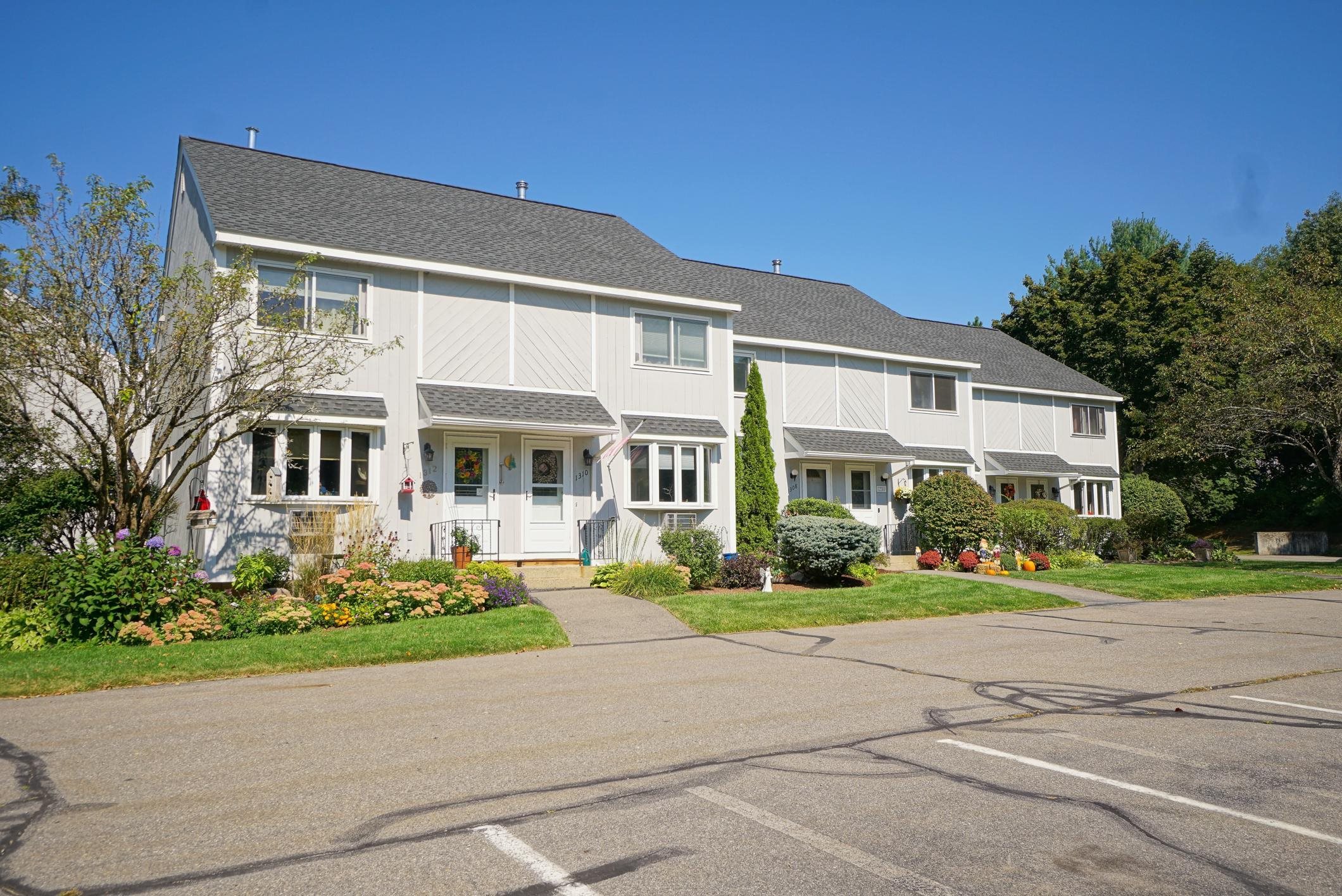 Manchester, New Hampshire 03102, United States, 2 Bedrooms Bedrooms, ,2 BathroomsBathrooms,Residential,Active,213956